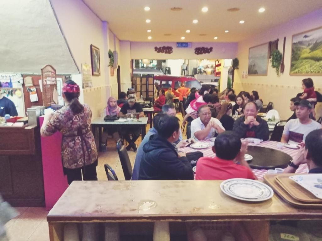Ou Inn Cameron Highlands ,Ferm Nyonya Restaurant Tanah Rata Ngoại thất bức ảnh